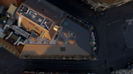 Cocktails auf der Dachterrasse Hotel Märthof Basel Restaurant Bohemia Telleranrichte im Service Janne Kern, Film, Fotografie, Filmproduktion, Freiburg, Basel, Lörrach