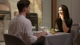 Cocktails auf der Dachterrasse Hotel Märthof Basel Restaurant Bohemia Telleranrichte im Service Janne Kern, Film, Fotografie, Filmproduktion, Freiburg, Basel, Lörrach