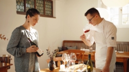 Restaurant Traube Blansingen Imagemoods bei der Arbeit im Betrieb Janne Kern, Film, Fotografie, Filmproduktion, Freiburg, Basel, Lörrach